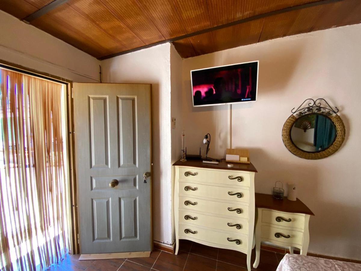 Estudio Coqueto Con Cocina, Bano Y Piscina De Temporada Compartida, A 8Km De Cordoba, En Plena Sierra,By Trassierrarooms Εξωτερικό φωτογραφία